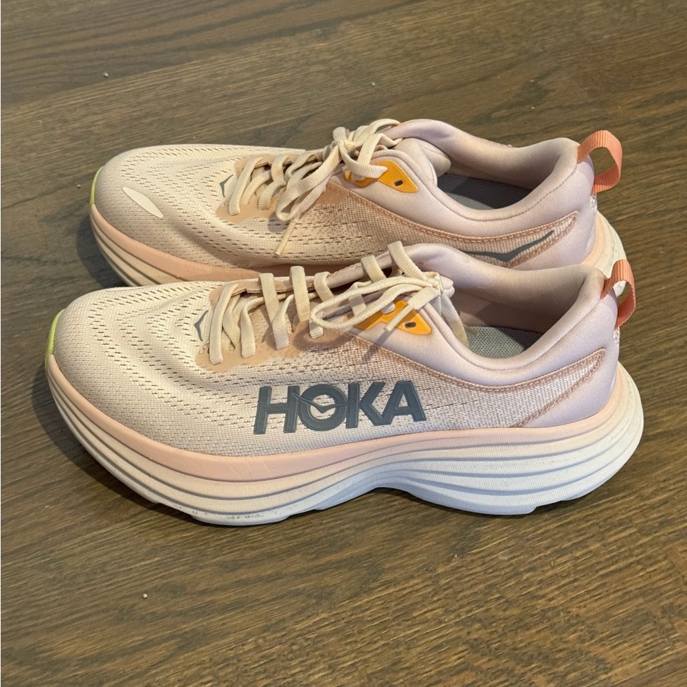 HOKA Bondi 8 sneakers